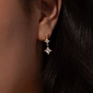 NEW Uncommon James Gold Starburst Dangle Earrings.